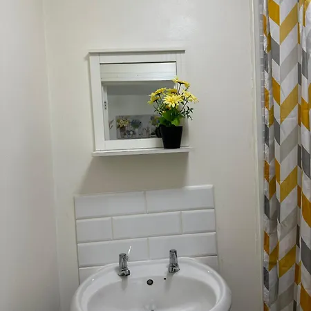Langdale House 5 Bedroom 7 Beds 3 Bathrooms Derby Buitenkant foto