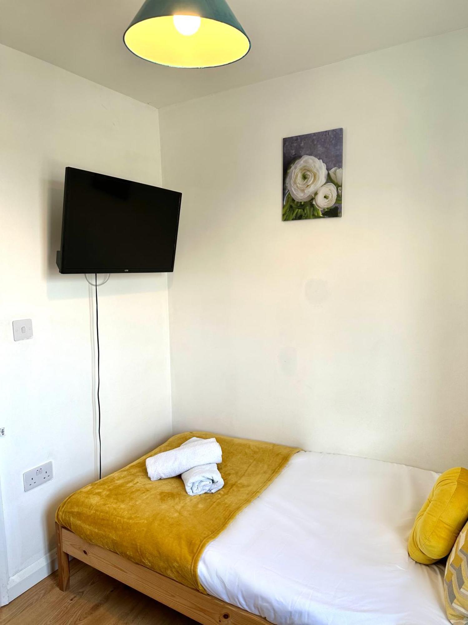Langdale House 5 Bedroom 7 Beds 3 Bathrooms Homestay Derby