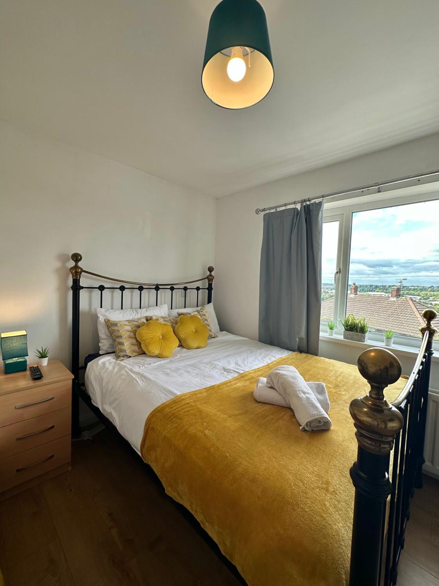 Langdale House 5 Bedroom 7 Beds 3 Bathrooms Homestay *